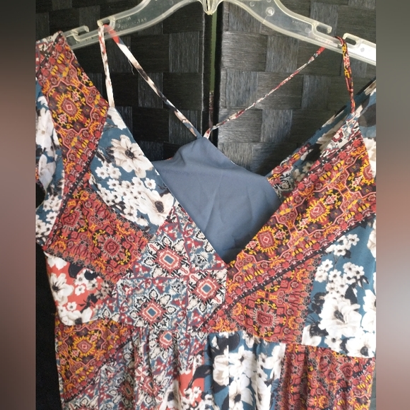 BCBG generation patchwork print maxi dress - Picture 8 of 11